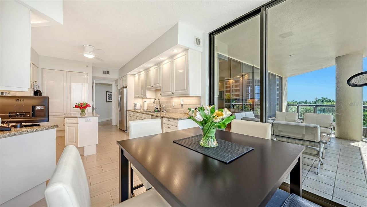 1241 Gulf Of Mexico Drive, Unit 303, Longboat Key, FL 34228 Photo