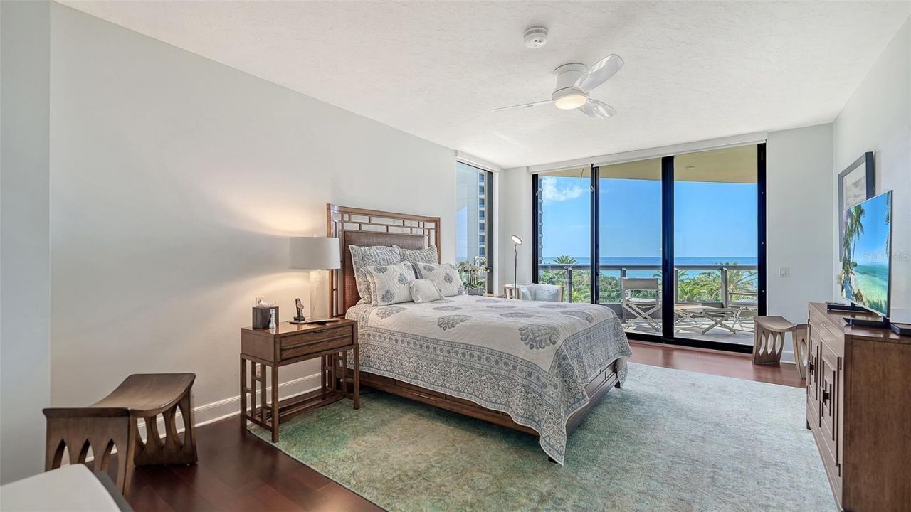 1241 Gulf Of Mexico Drive, Unit 303, Longboat Key, FL 34228 Photo