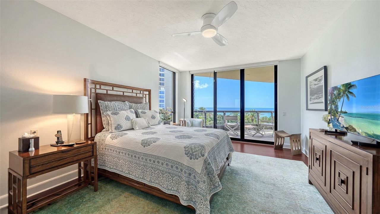 1241 Gulf Of Mexico Drive, Unit 303, Longboat Key, FL 34228 Photo