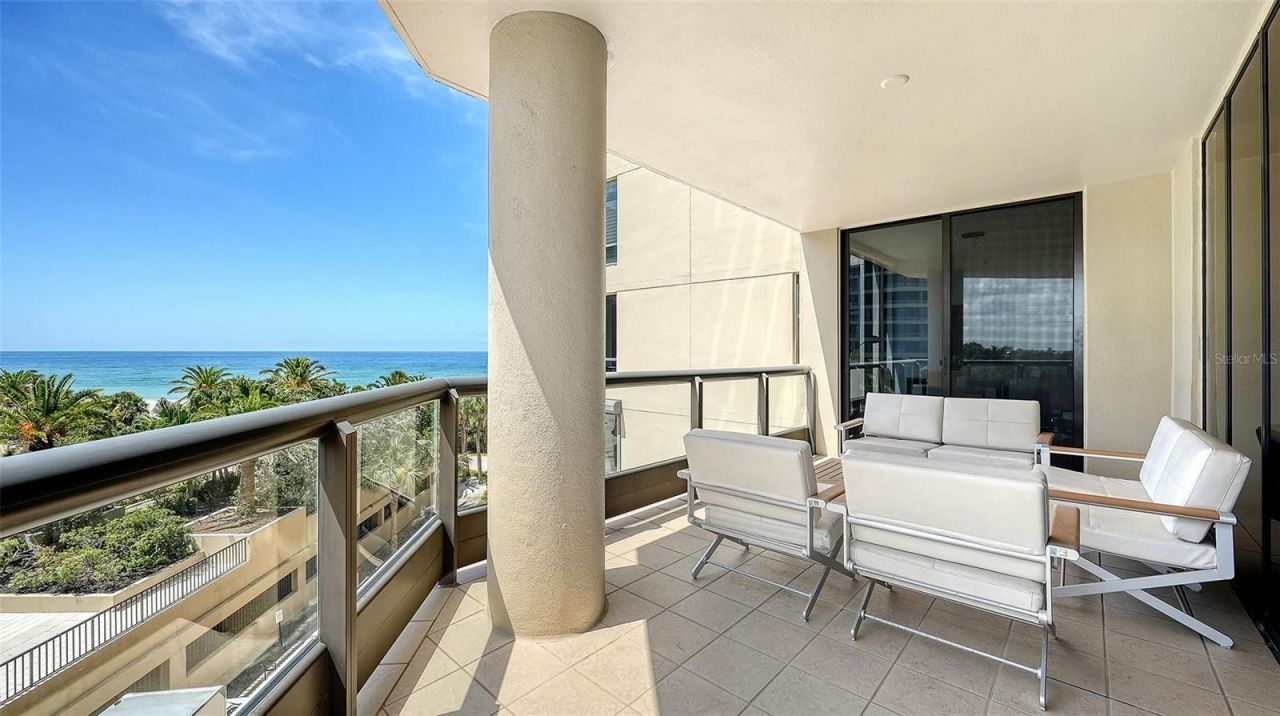 1241 Gulf Of Mexico Drive, Unit 303, Longboat Key, FL 34228 Photo