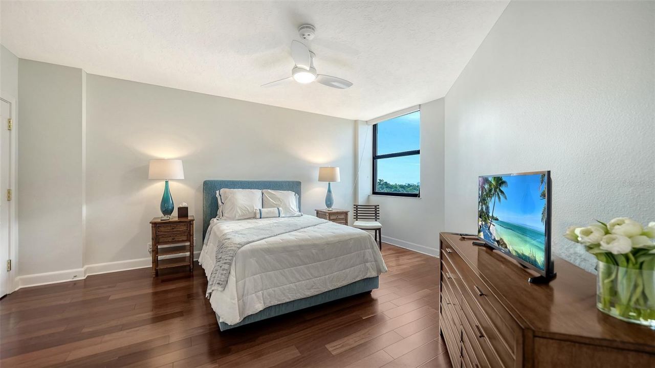 1241 Gulf Of Mexico Drive, Unit 303, Longboat Key, FL 34228 Photo