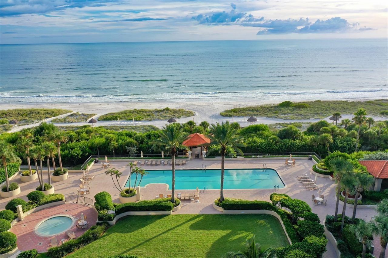 1241 Gulf Of Mexico Drive, Unit 303, Longboat Key, FL 34228 Photo