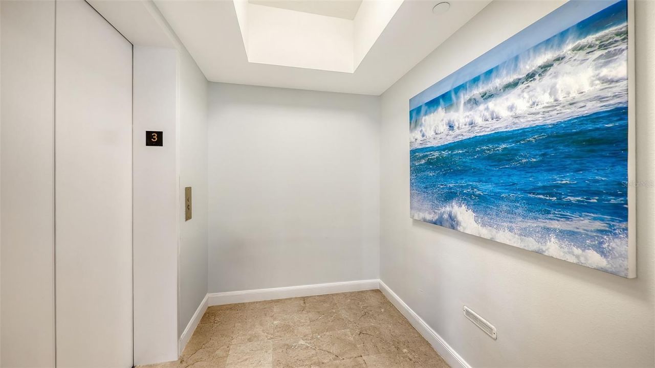 1241 Gulf Of Mexico Drive, Unit 303, Longboat Key, FL 34228 Photo