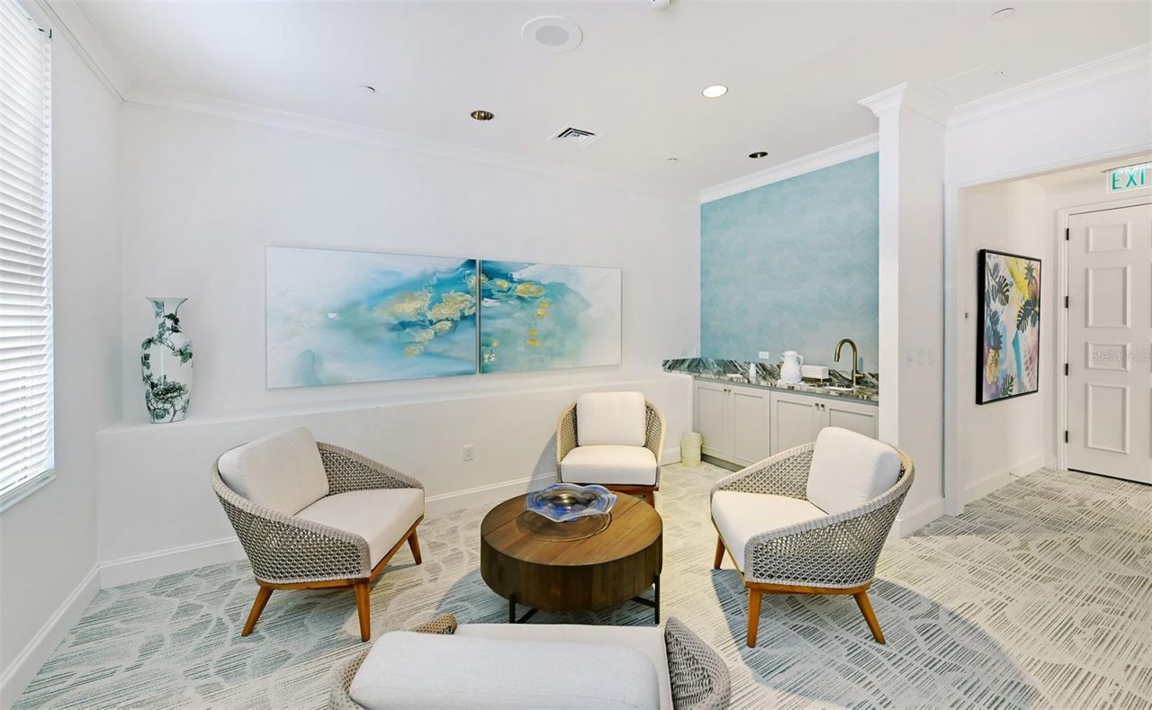 1241 Gulf Of Mexico Drive, Unit 303, Longboat Key, FL 34228 Photo