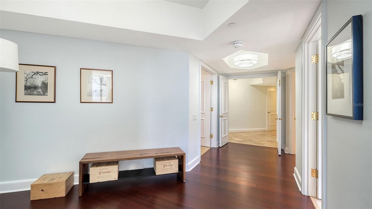 1241 Gulf Of Mexico Drive, Unit 303, Longboat Key, FL 34228 Photo