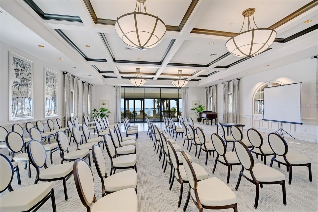 1241 Gulf Of Mexico Drive, Unit 303, Longboat Key, FL 34228 Photo