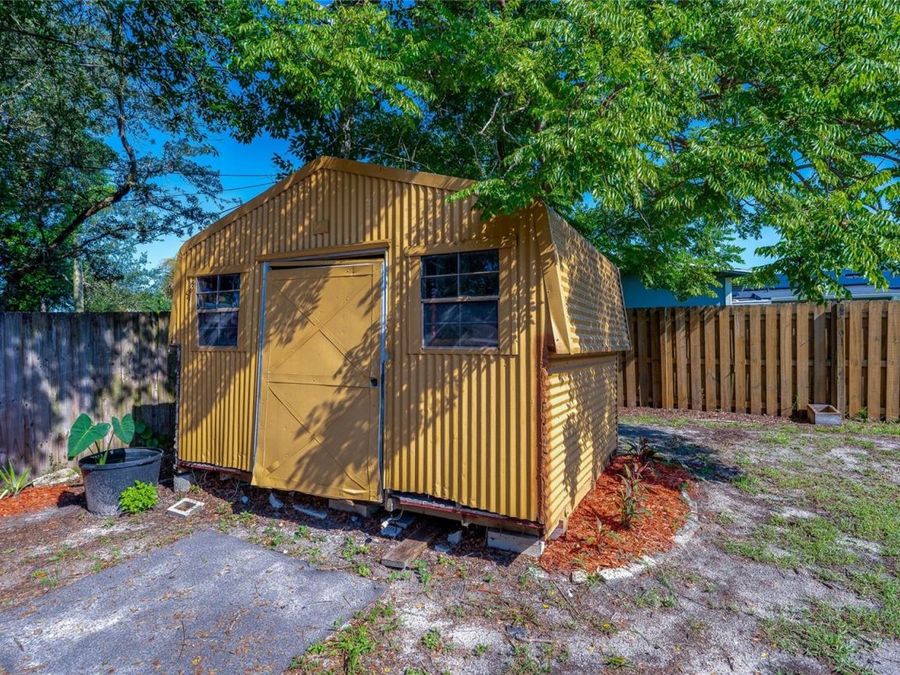 Property Image 32