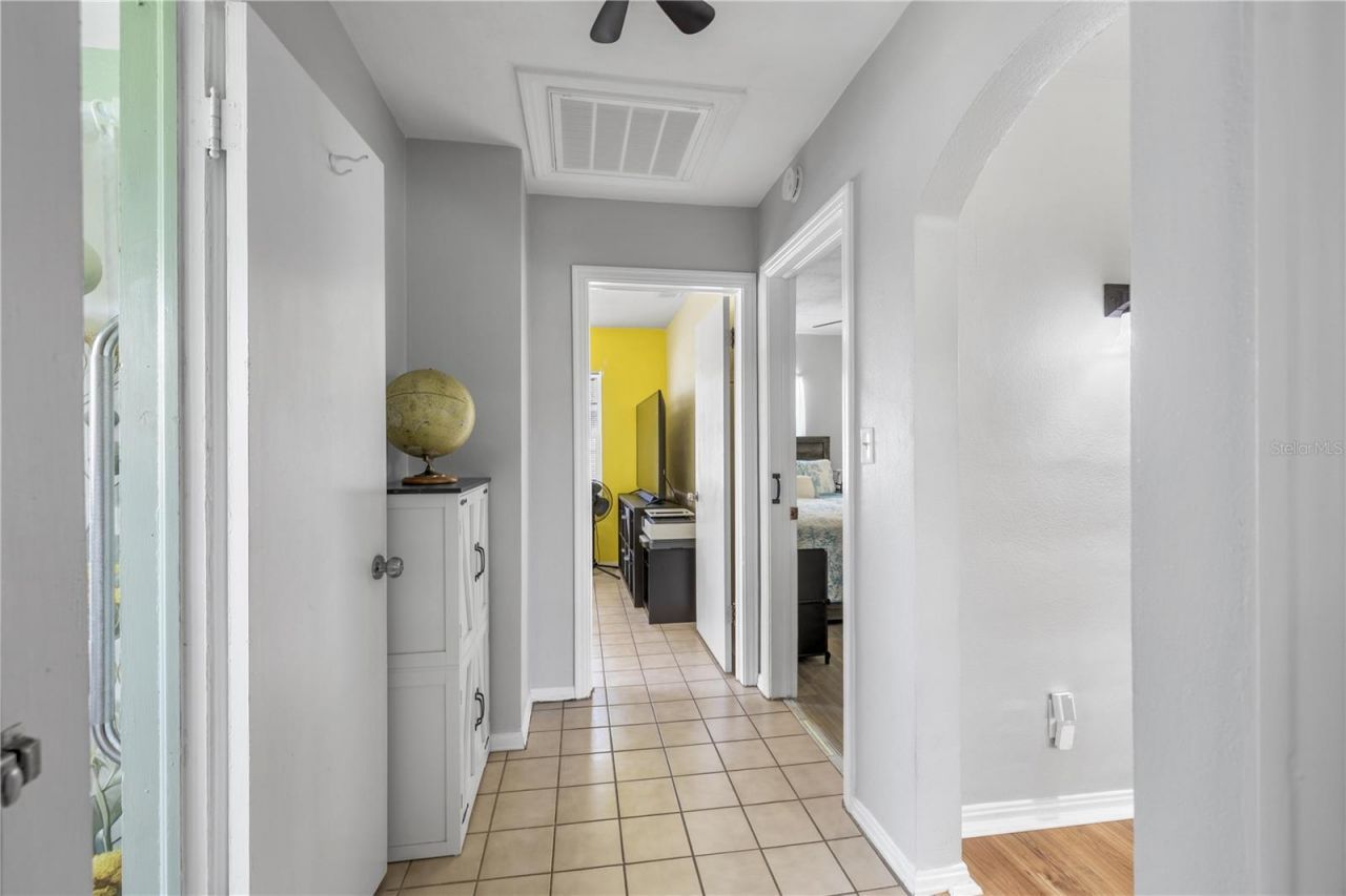 304 W Lake Avenue , Auburndale, FL 33823 Photo
