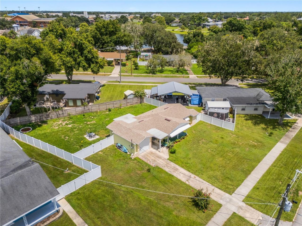 304 W Lake Avenue , Auburndale, FL 33823 Photo