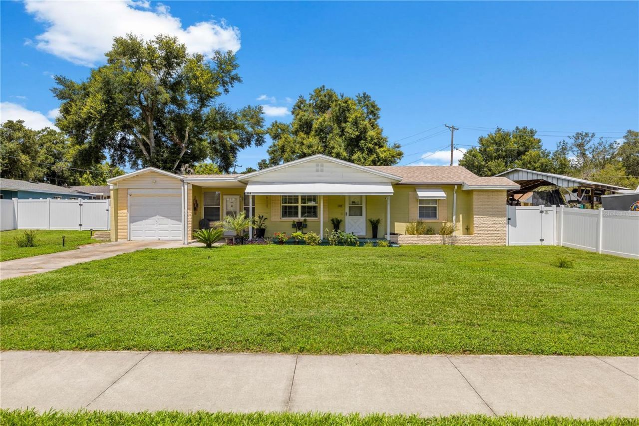 304 W Lake Avenue , Auburndale, FL 33823 Photo