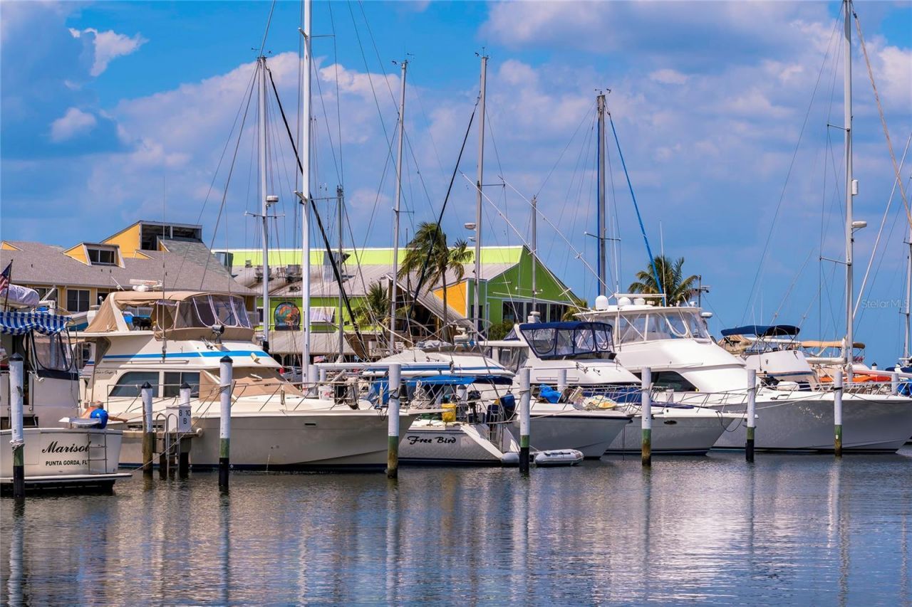 1425 Park Beach Circle , Unit 1310, Punta Gorda, FL 33950 Photo