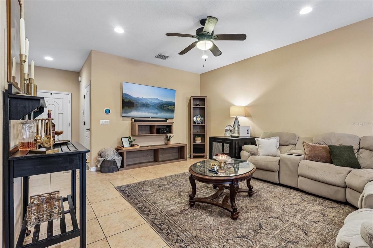 5605 Rutherford Place , Oviedo, FL 32765 Photo