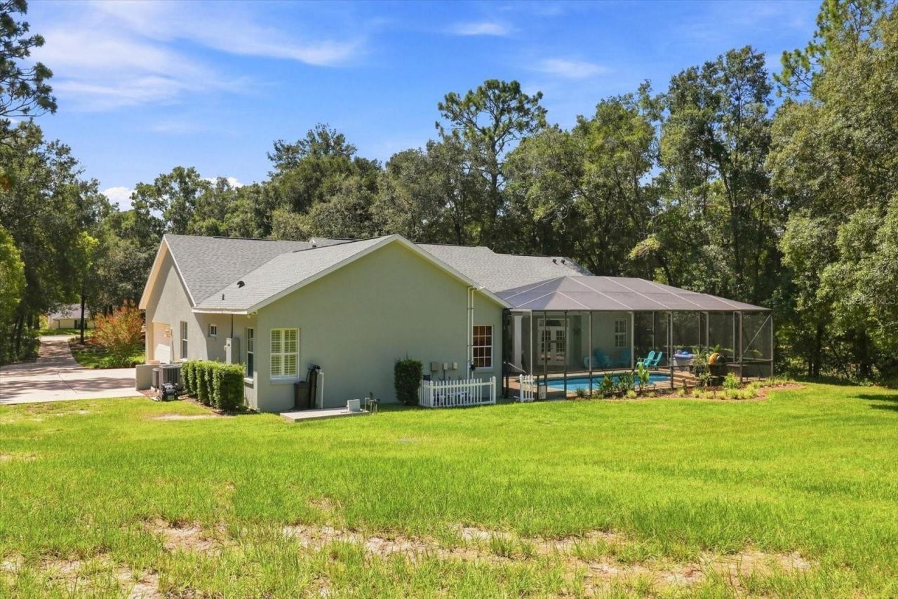 20257 SW 97th Place , Dunnellon, FL 34431 Photo