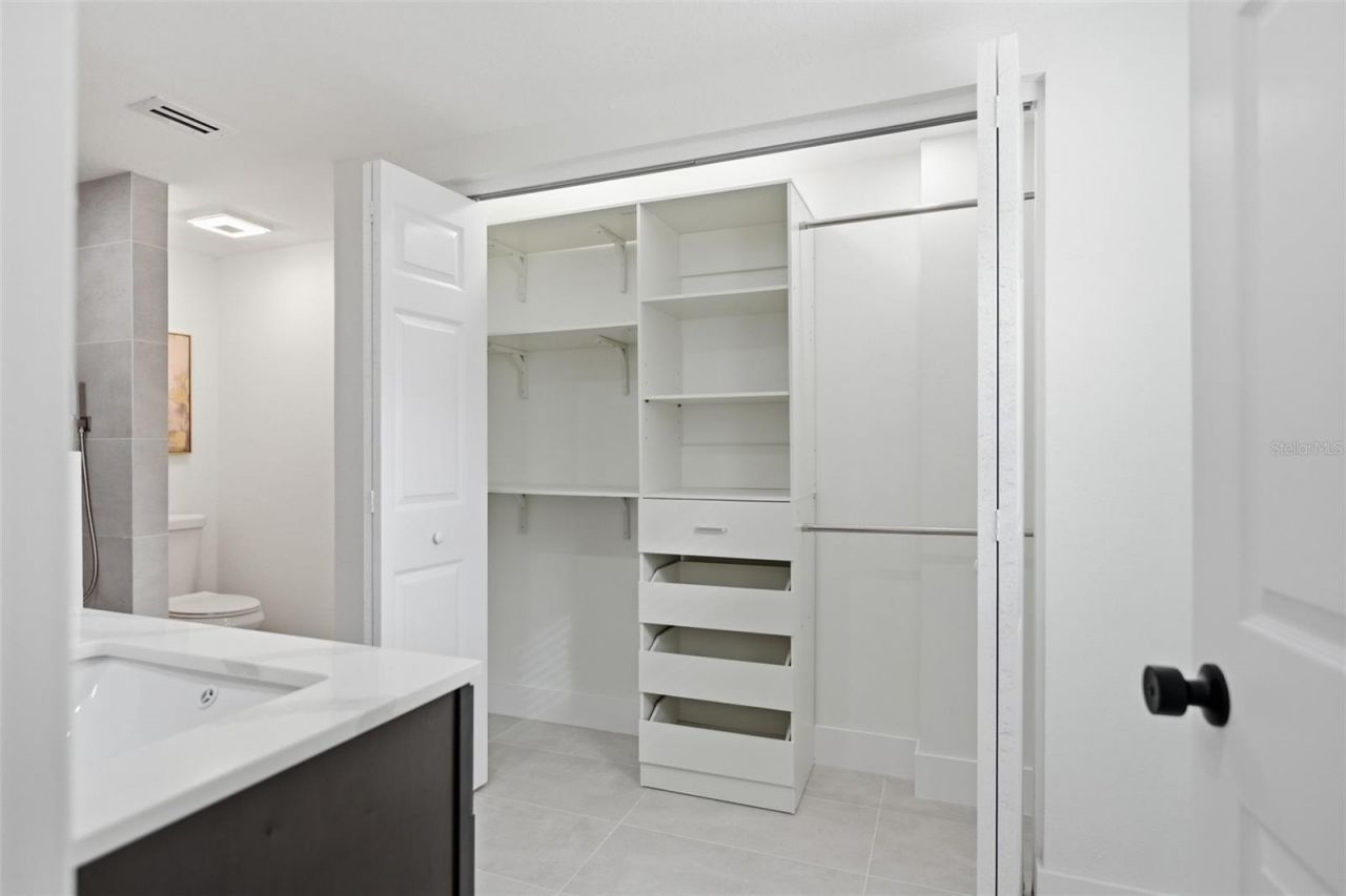 2338 Meadowbrook Drive, Lutz, FL 33558 Photo