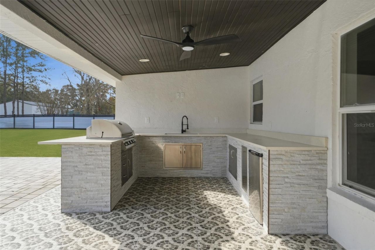 2338 Meadowbrook Drive, Lutz, FL 33558 Photo