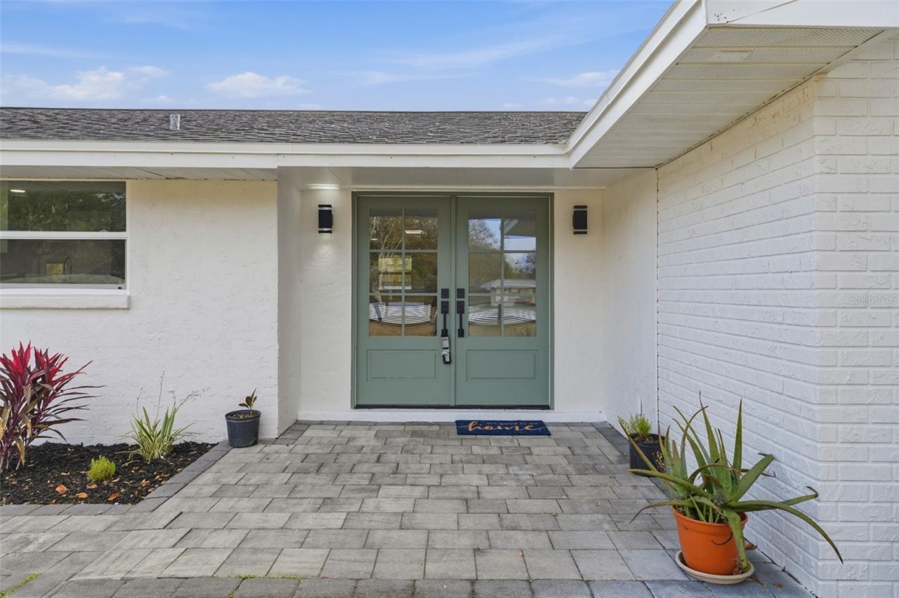 2338 Meadowbrook Drive, Lutz, FL 33558 Photo