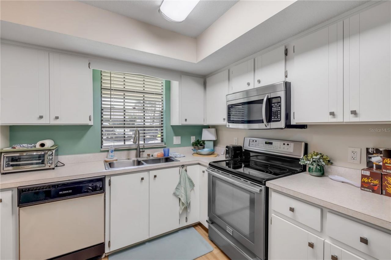232 N Ridgewood Avenue , Unit 23, Edgewater, FL 32132 Photo