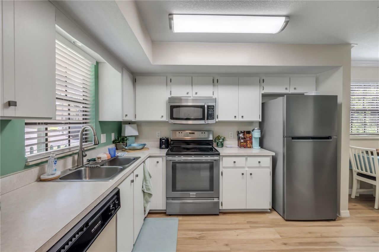 232 N Ridgewood Avenue , Unit 23, Edgewater, FL 32132 Photo