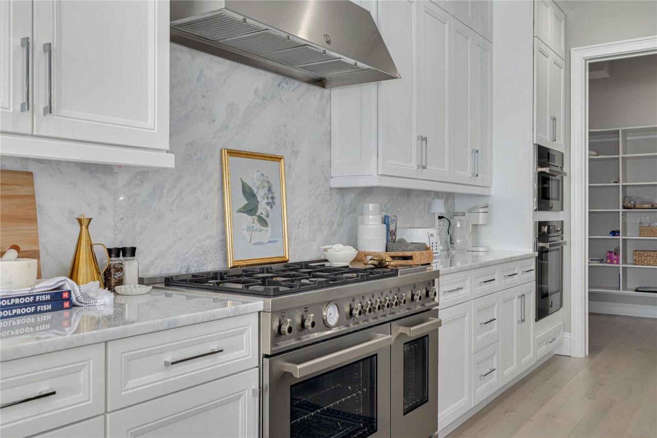 34 Gulf Boulevard, Indian Rocks Beach, FL 33785 Photo