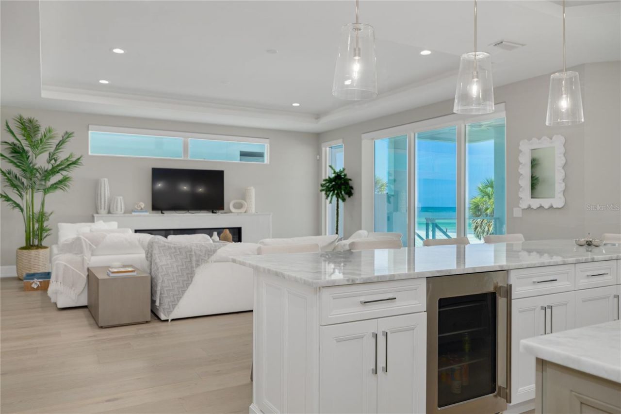34 Gulf Boulevard, Indian Rocks Beach, FL 33785 Photo