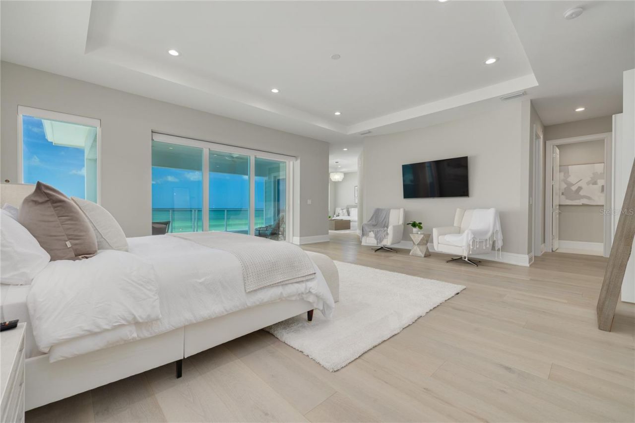 34 Gulf Boulevard, Indian Rocks Beach, FL 33785 Photo