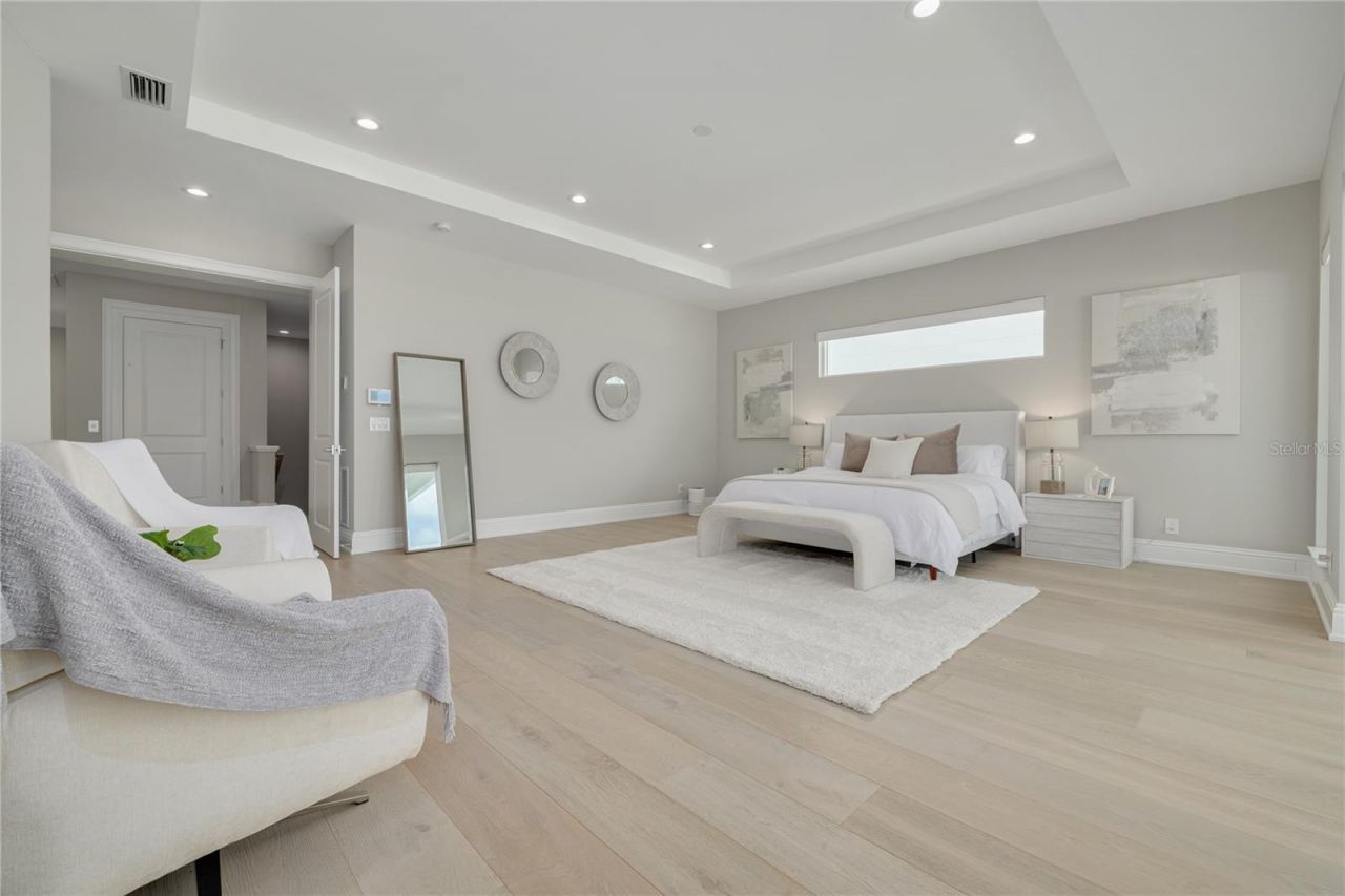 34 Gulf Boulevard, Indian Rocks Beach, FL 33785 Photo
