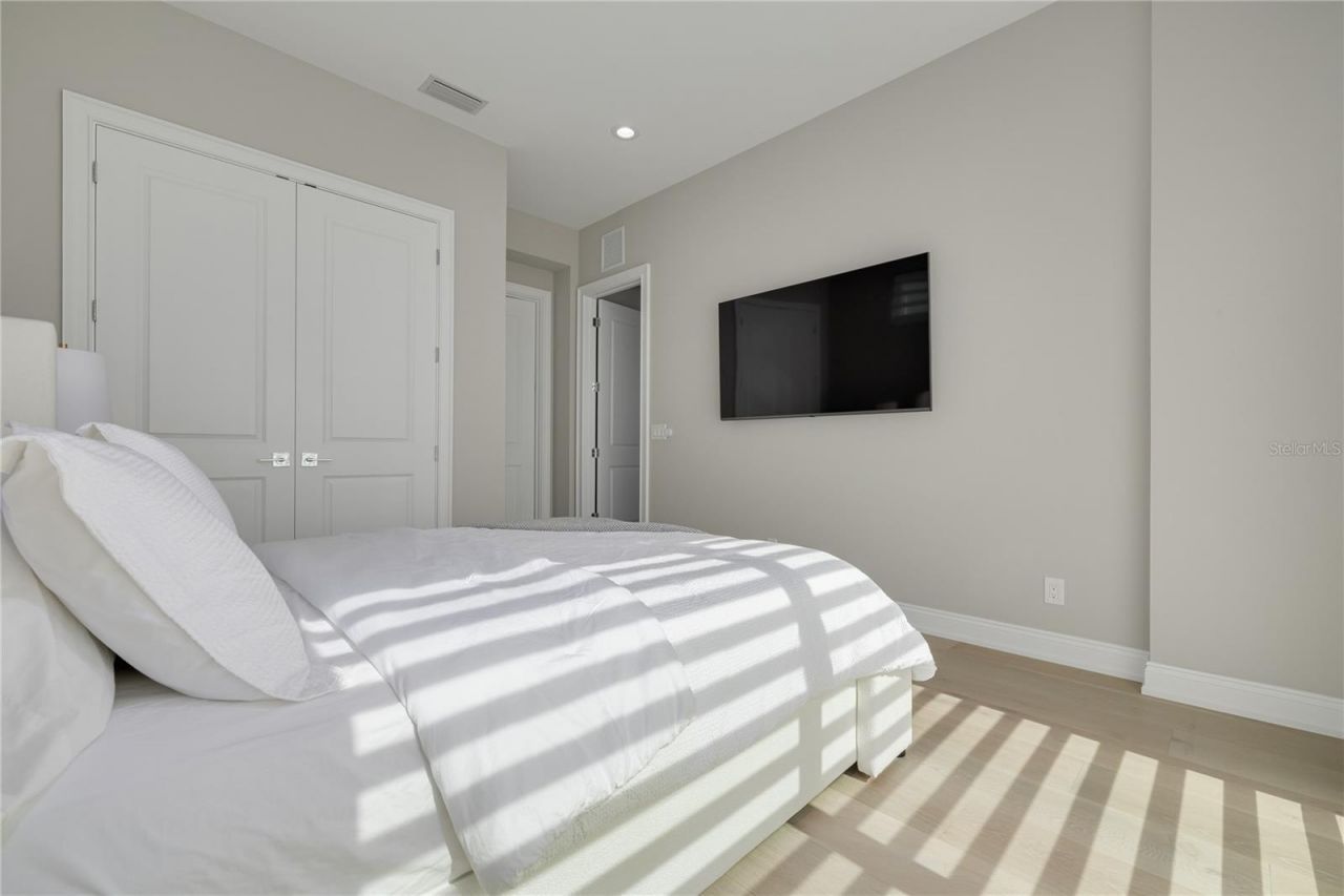 34 Gulf Boulevard, Indian Rocks Beach, FL 33785 Photo