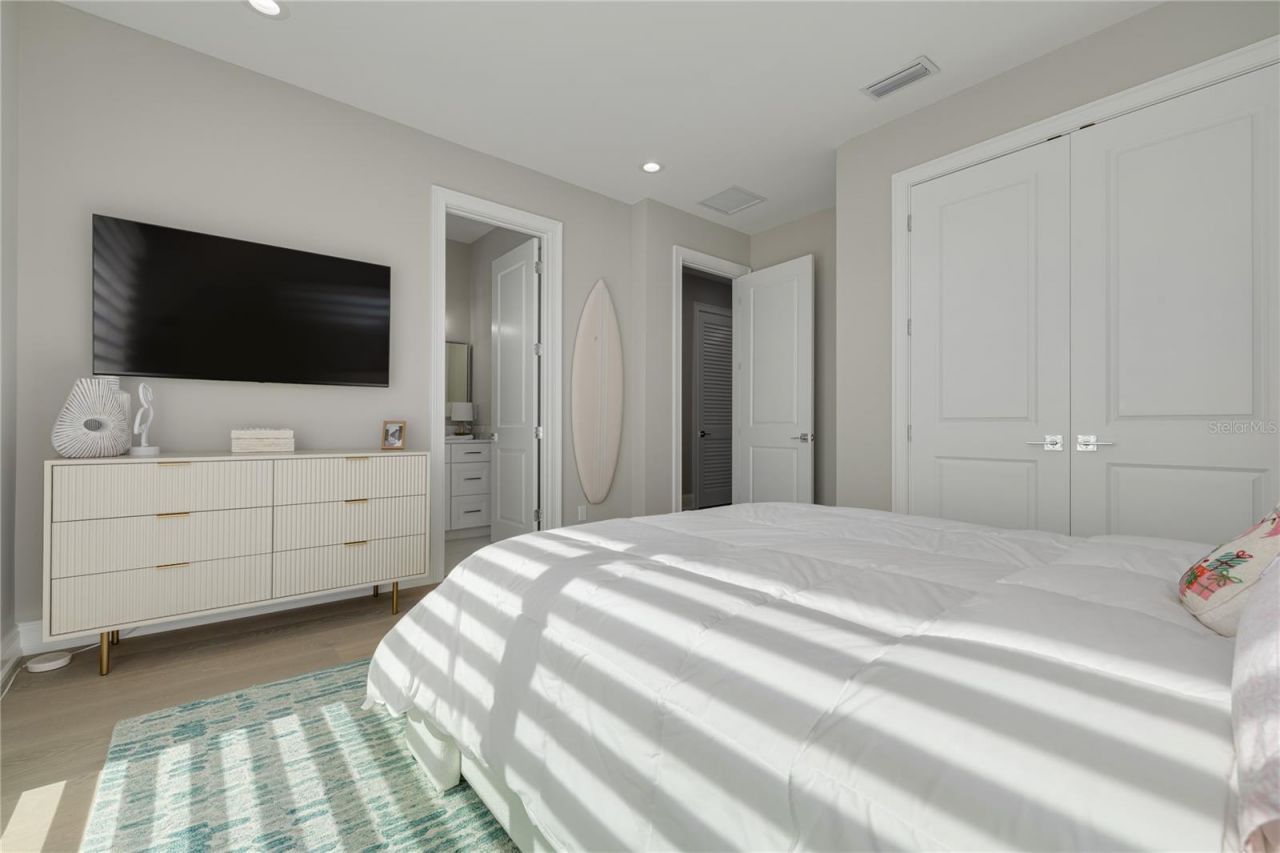 34 Gulf Boulevard, Indian Rocks Beach, FL 33785 Photo