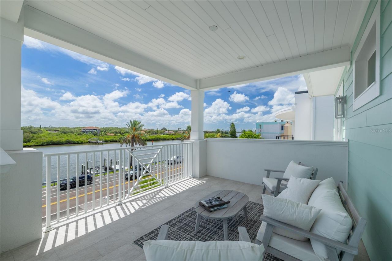 34 Gulf Boulevard, Indian Rocks Beach, FL 33785 Photo