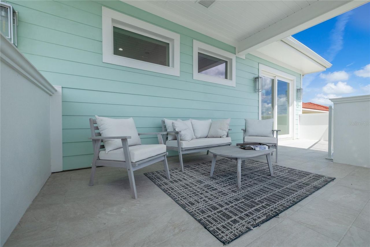 34 Gulf Boulevard, Indian Rocks Beach, FL 33785 Photo