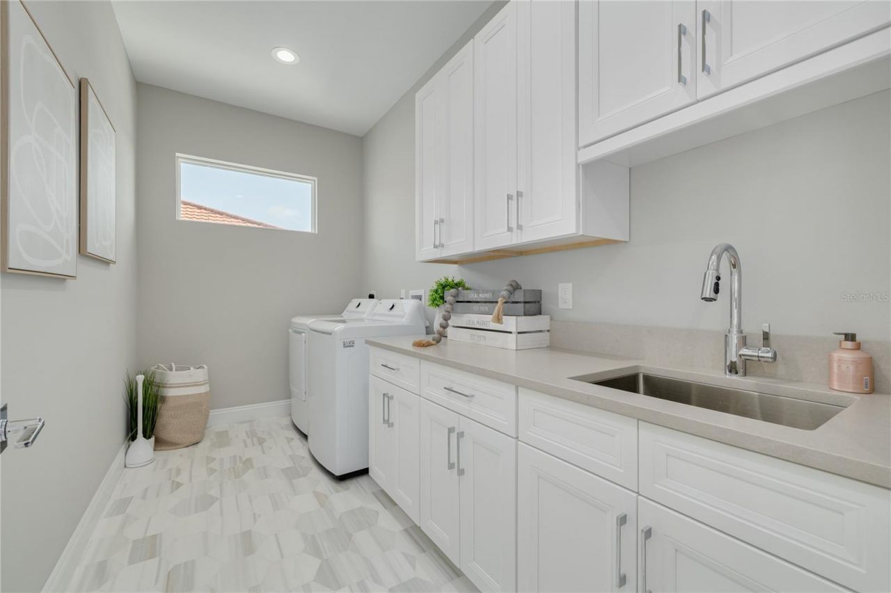 34 Gulf Boulevard, Indian Rocks Beach, FL 33785 Photo