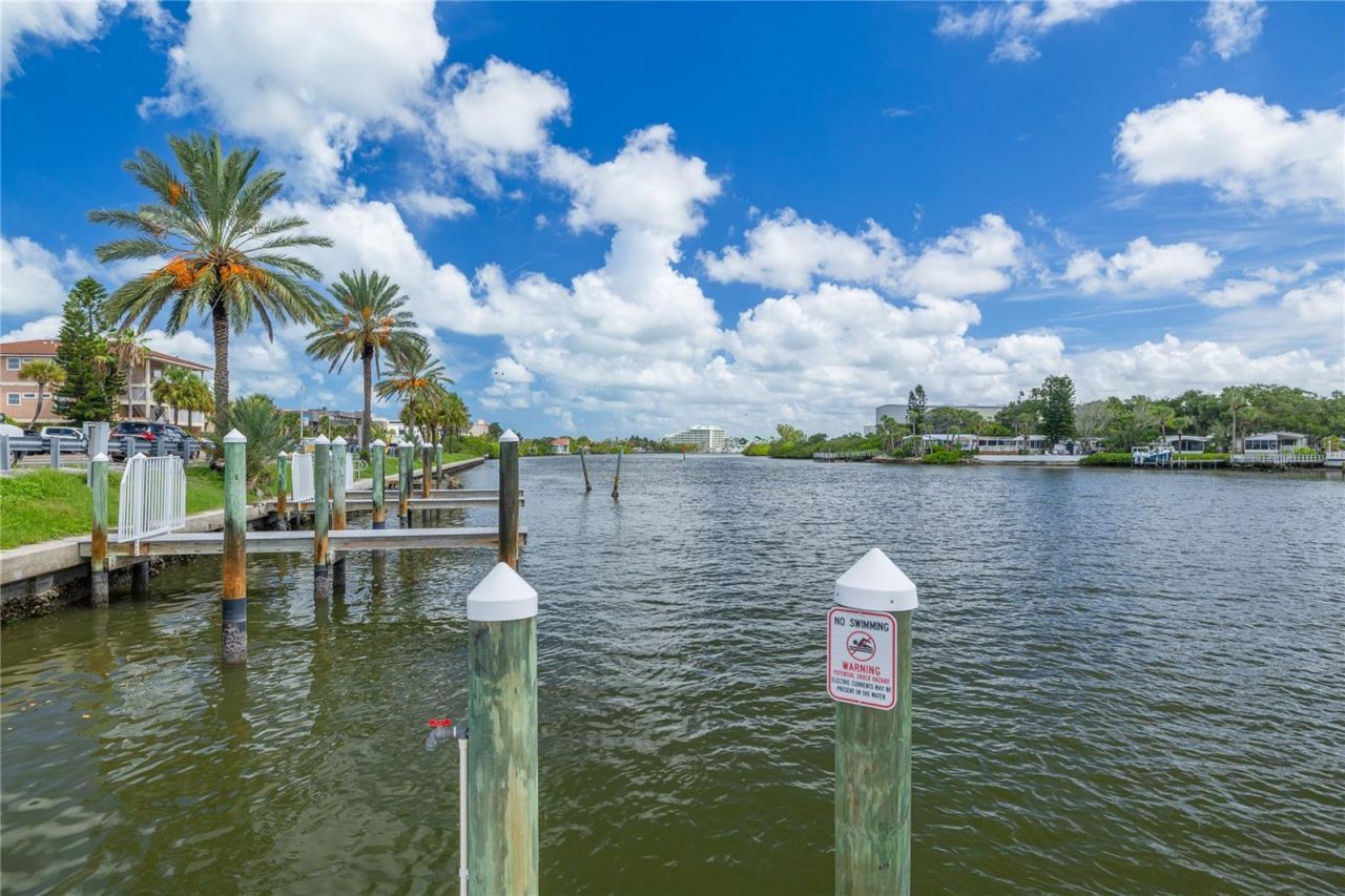 34 Gulf Boulevard, Indian Rocks Beach, FL 33785 Photo
