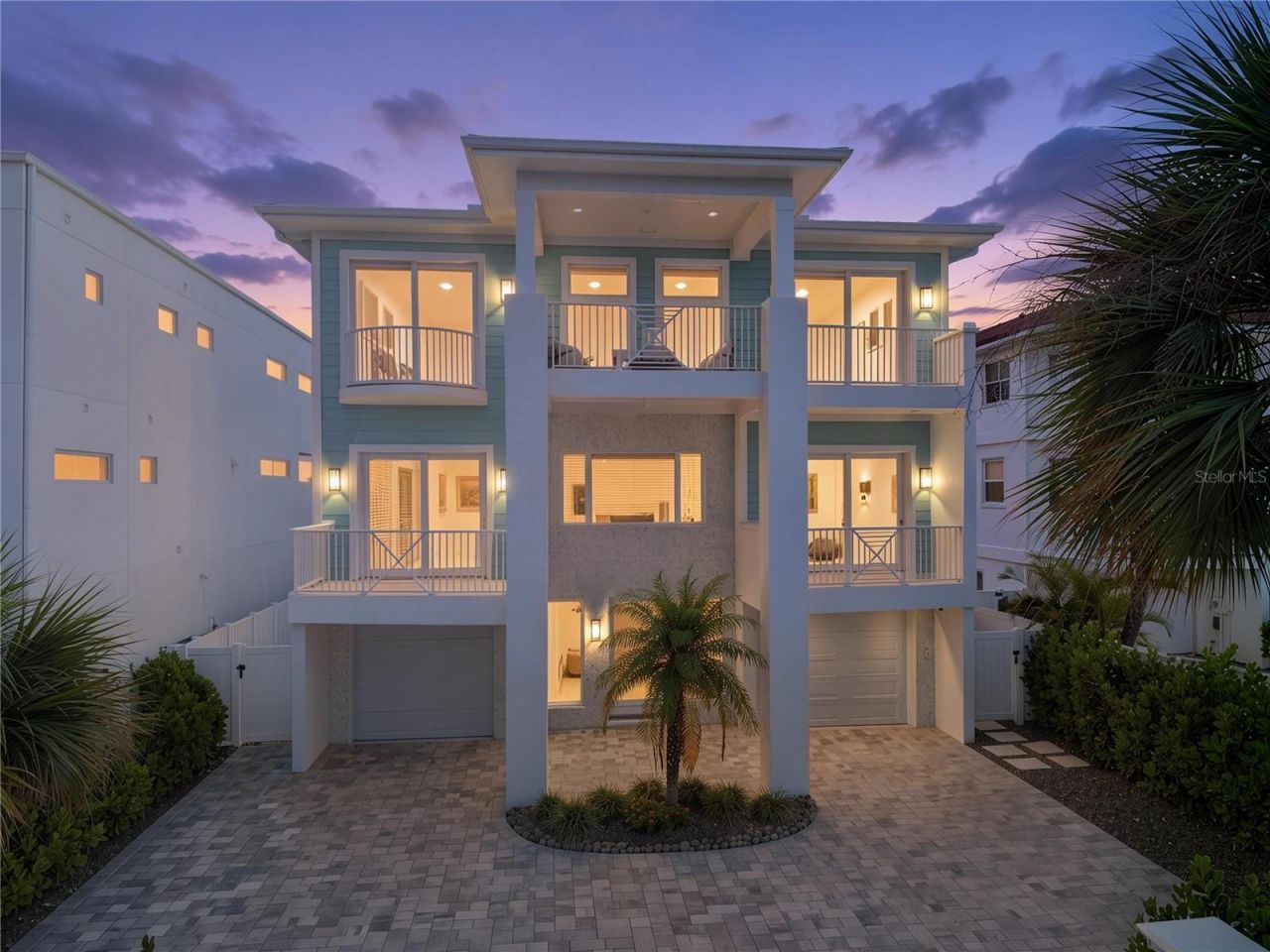 34 Gulf Boulevard, Indian Rocks Beach, FL 33785 Photo