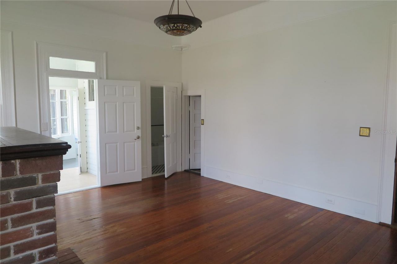 105 SE 1st Avenue , Lake Butler, FL 32054 Photo