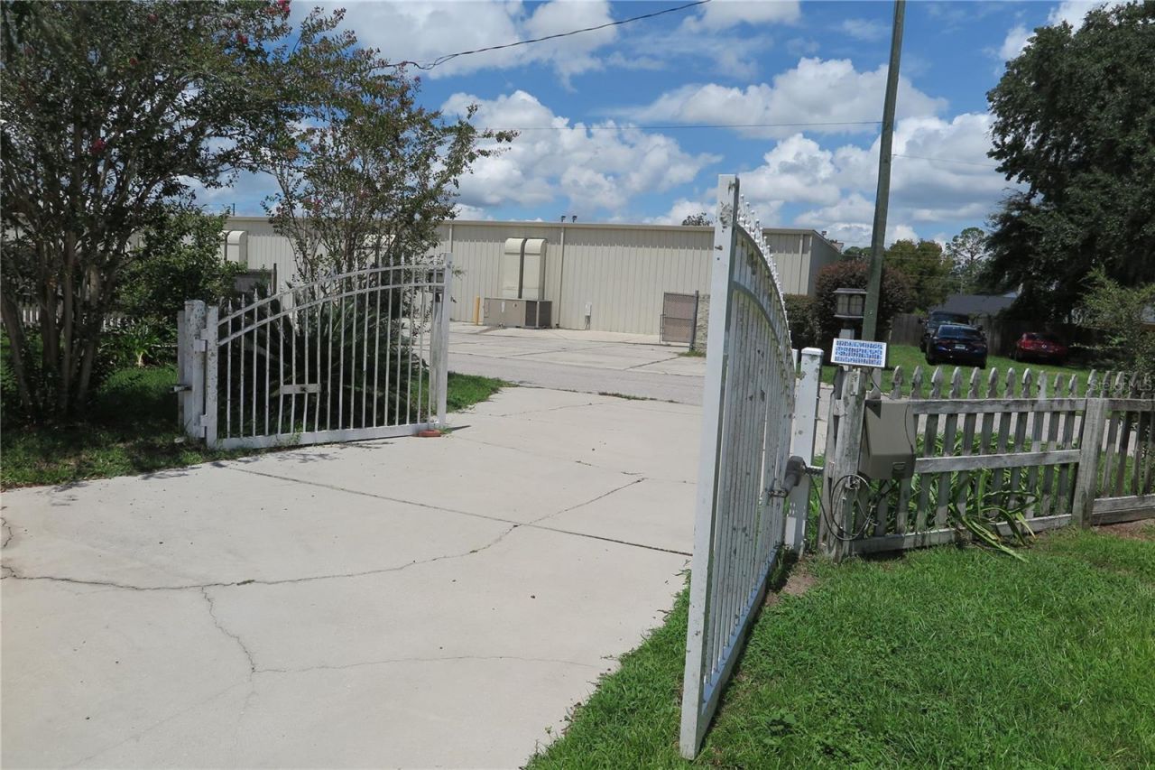 105 SE 1st Avenue , Lake Butler, FL 32054 Photo