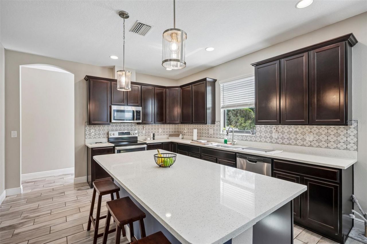 1605 Anastacia Lane , Sun City Center, FL 33573 Photo