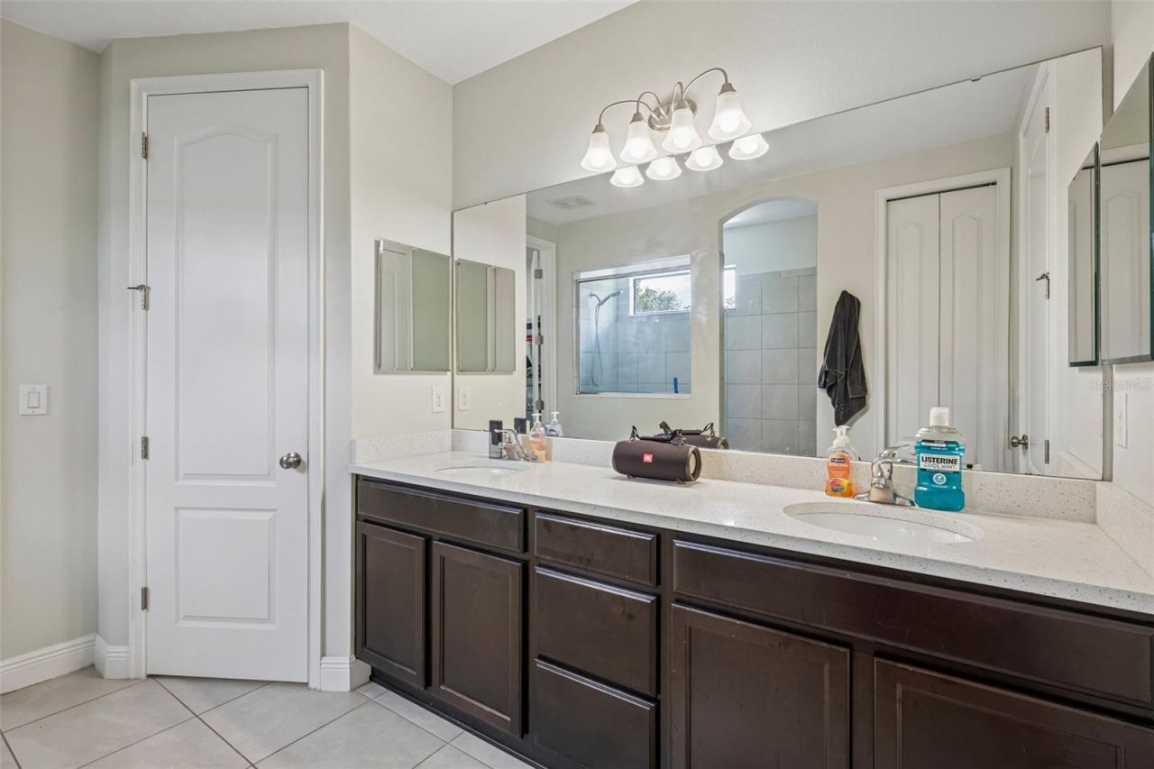1605 Anastacia Lane , Sun City Center, FL 33573 Photo