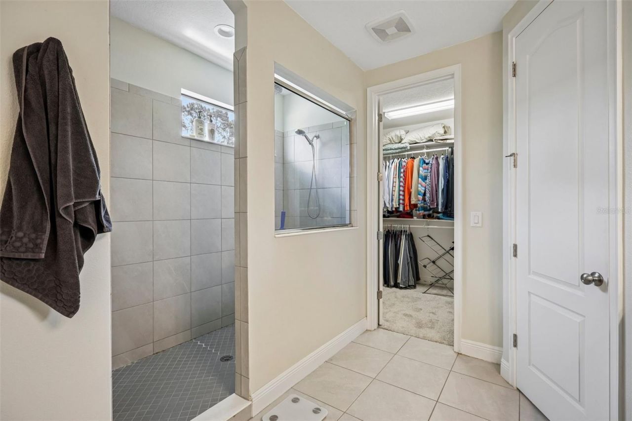 1605 Anastacia Lane , Sun City Center, FL 33573 Photo