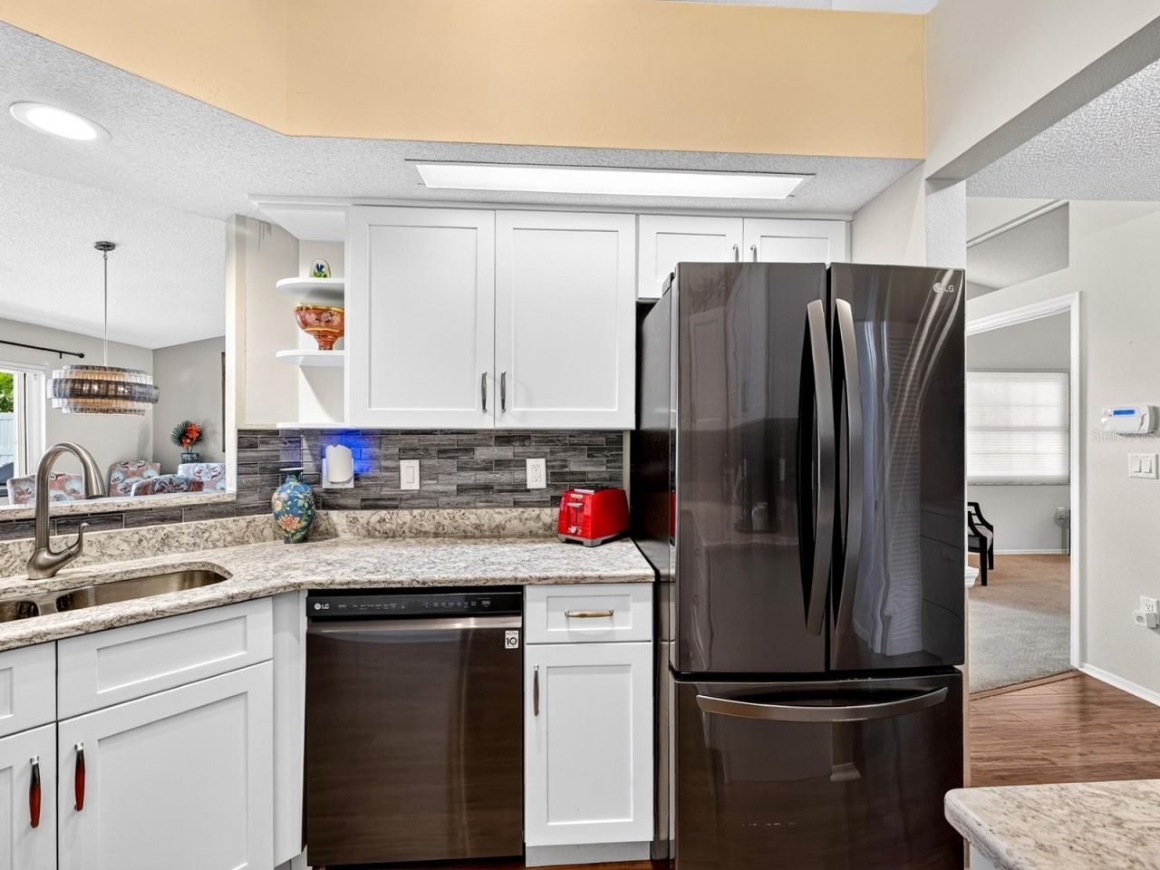 4322 Edenrose Way, Unit 86, Sarasota, FL 34235 Photo