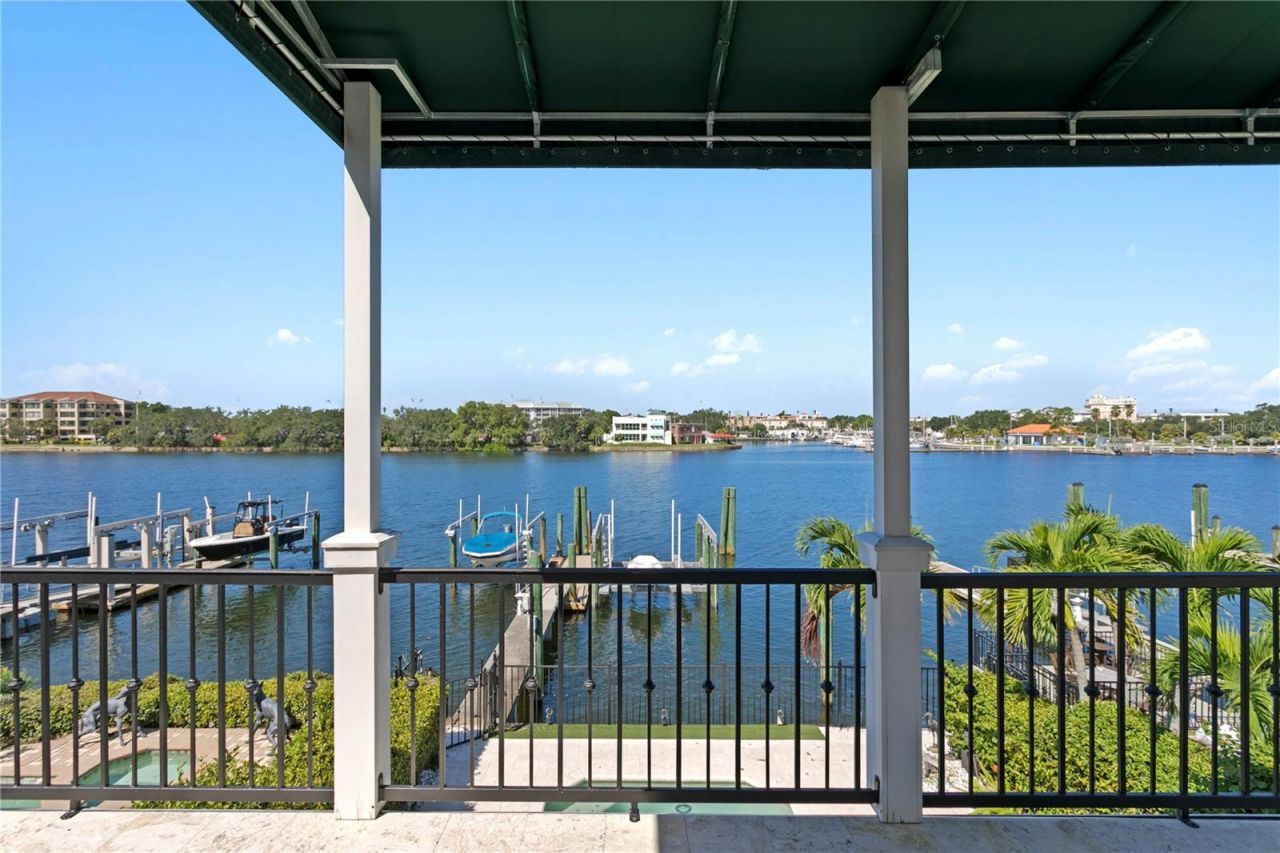 1109 Abbeys Way, Tampa, FL 33602 Photo