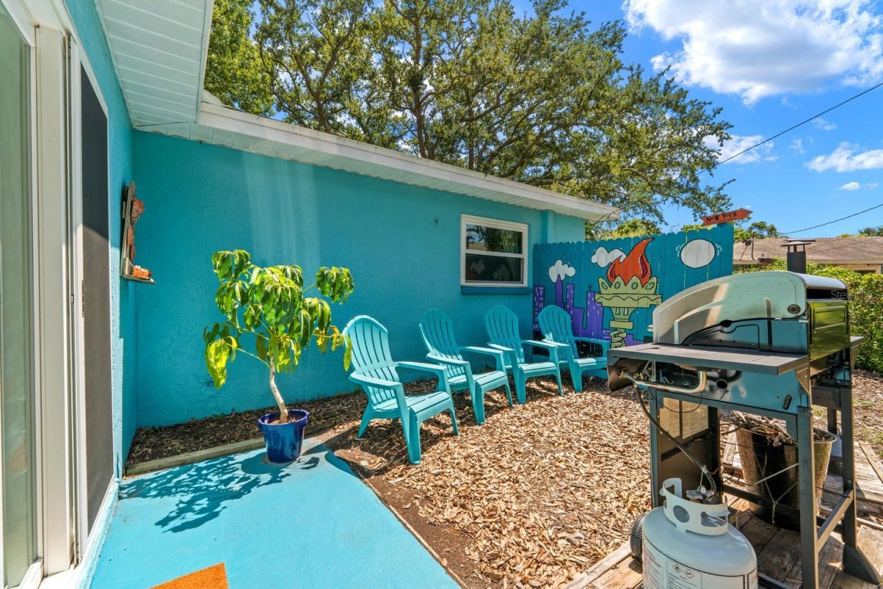 2159 Barcelona Way, Saint Petersburg, FL 33712 Photo