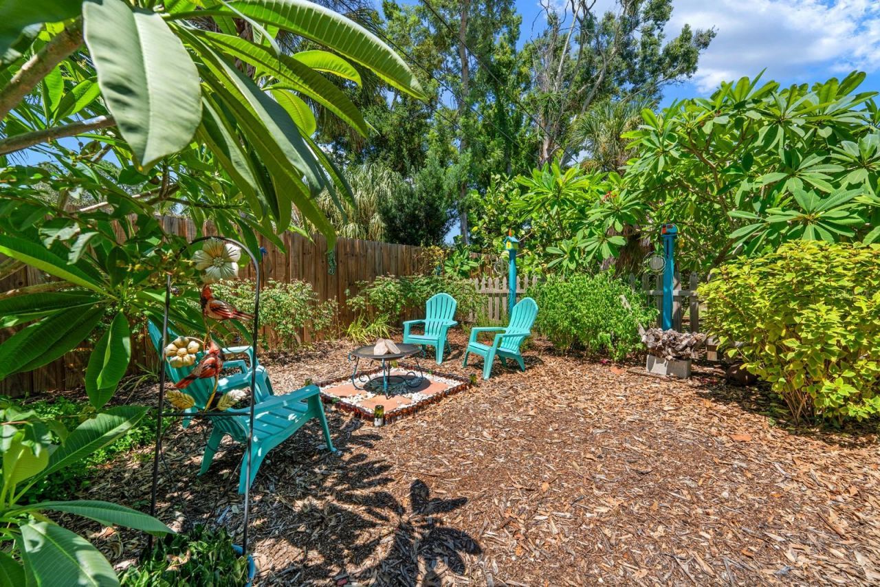 2159 Barcelona Way, Saint Petersburg, FL 33712 Photo