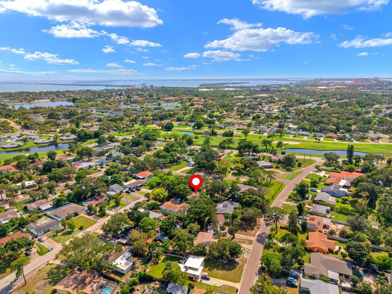 2159 Barcelona Way, Saint Petersburg, FL 33712 Photo