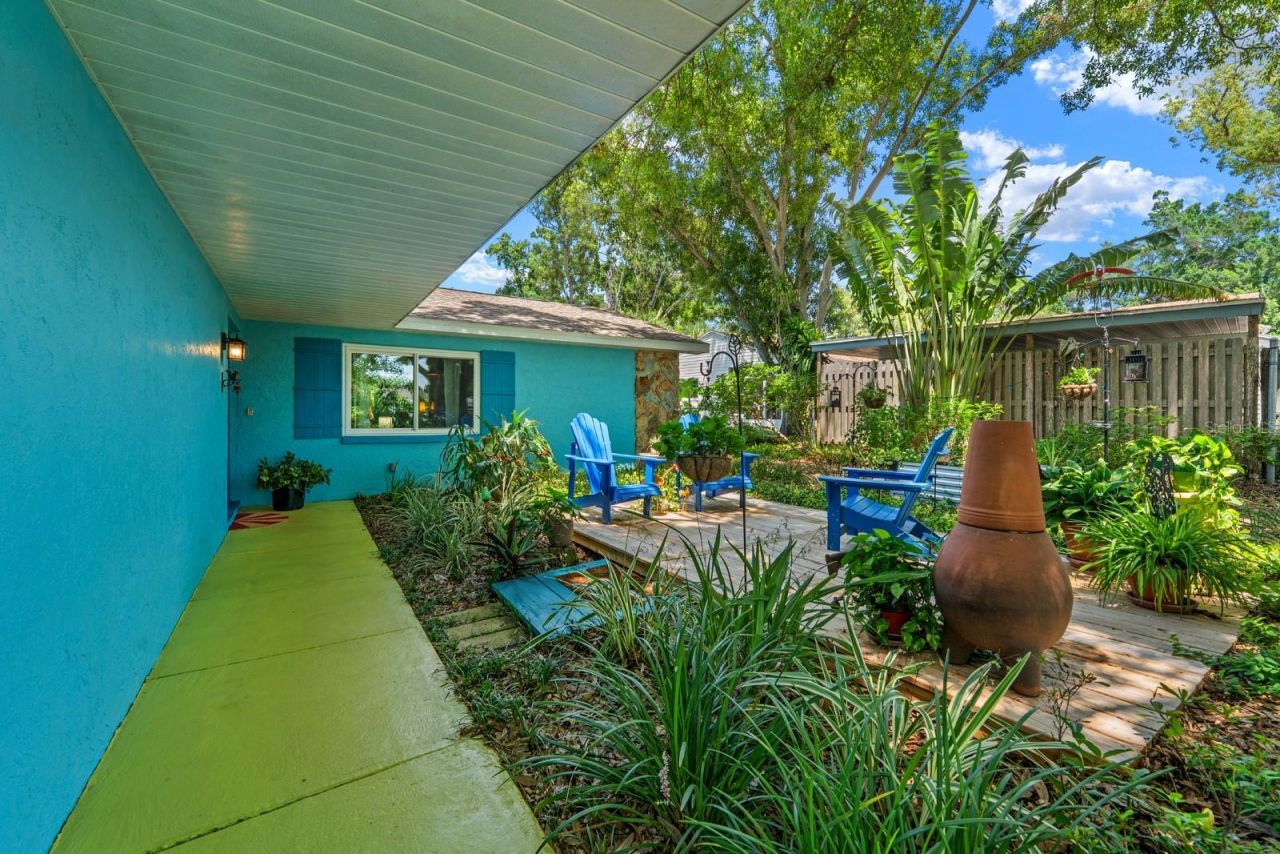 2159 Barcelona Way, Saint Petersburg, FL 33712 Photo