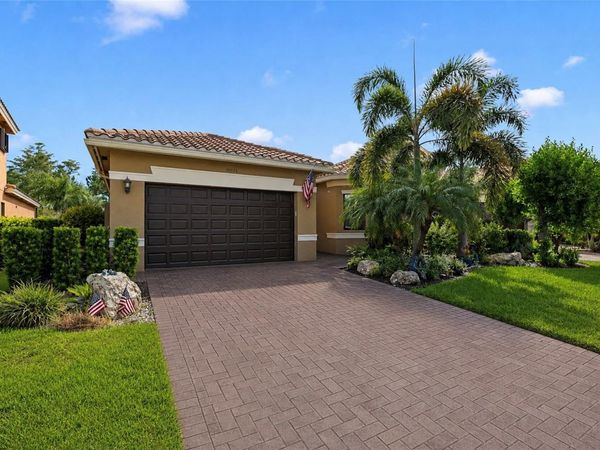 10035 CHESAPEAKE BAY DRIVE , FORT MYERS, FL 33913