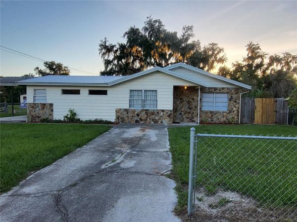 2620 HOWARD STREET , MULBERRY, FL 33860