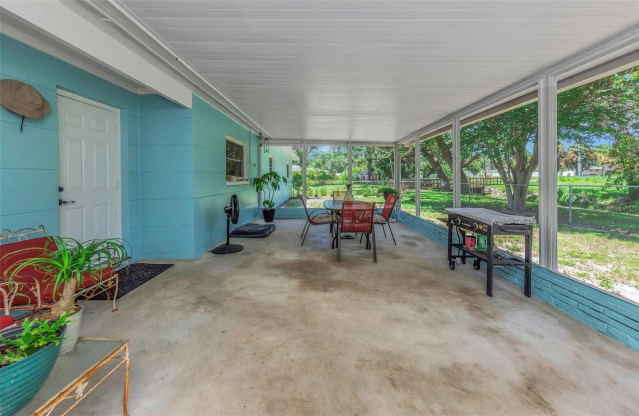 6191 6th Avenue S, Saint Petersburg, FL 33707 Photo