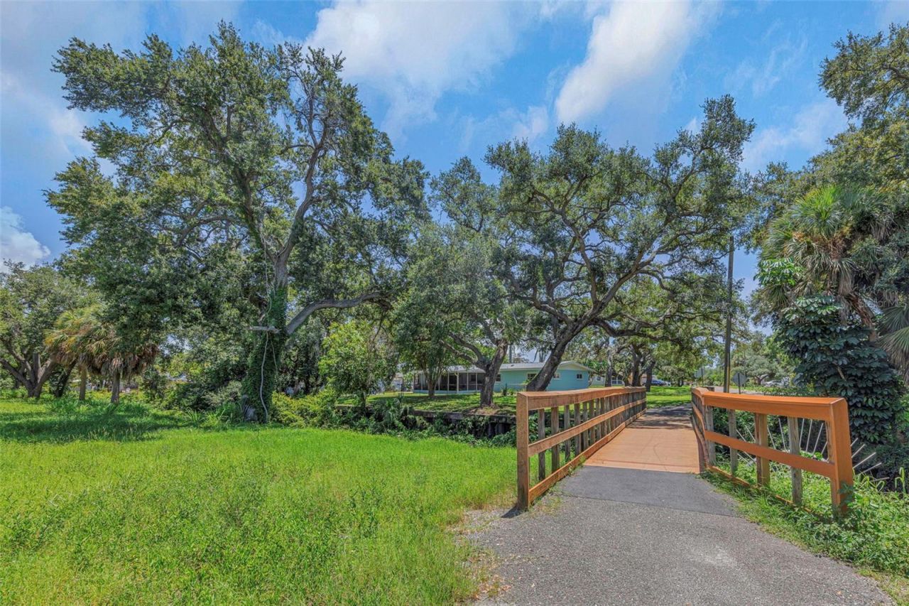 6191 6th Avenue S, Saint Petersburg, FL 33707 Photo