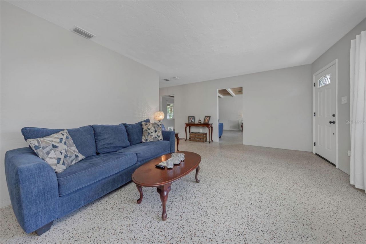 6191 6th Avenue S, Saint Petersburg, FL 33707 Photo