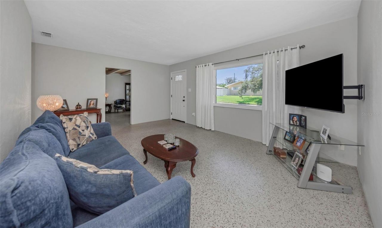6191 6th Avenue S, Saint Petersburg, FL 33707 Photo